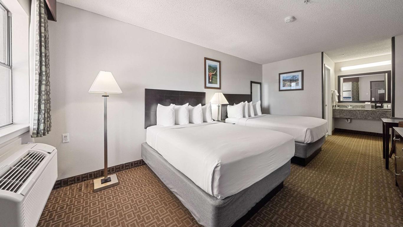 Days Inn by Wyndham Round Rock