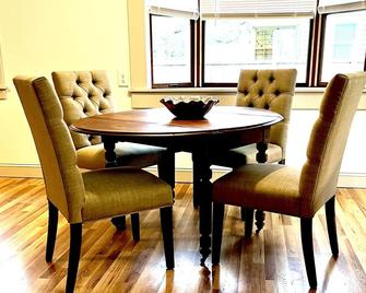 Enjoy a Stunning Fall on Pearl's Porch ! - Ocracoke - Comedor
