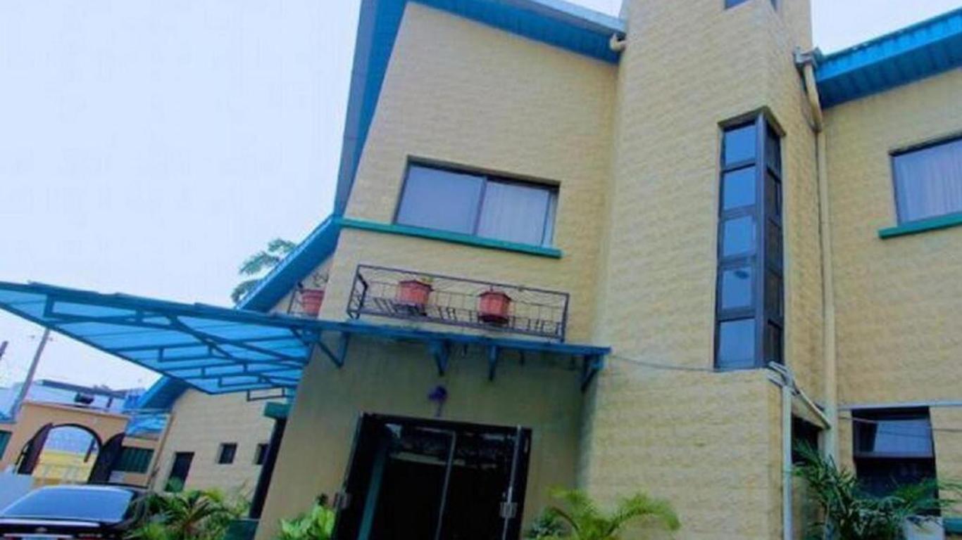 Divine Fountain Hotel - Deluxe