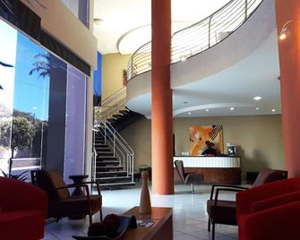 Colorado Plaza Hotel - Rio Verde - Lobby