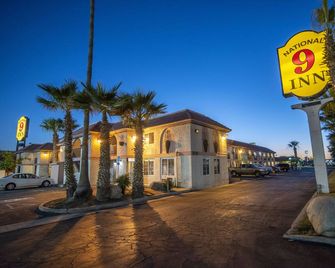 National 9 Inns - Buttonwillow