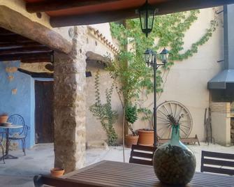 Rural house with barbecue next to Spanish Tuscany, the Matarraña region - Torrecilla de Alcañiz - Outdoors view