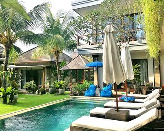 Lebak Bali Residence - North Kuta - Pool