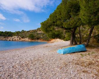 Spetses Island Charming Sea And Pinehill View Studio - Spétses - Beach