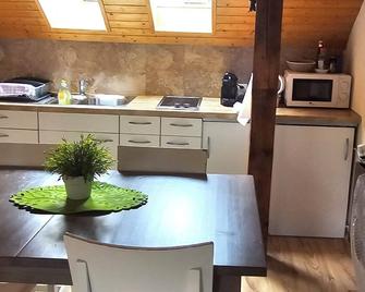 Cozy studio with Roof Terrace for 3 - ציריך - מטבח
