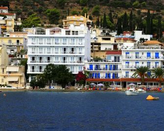 Hotel Aris - Tolo
