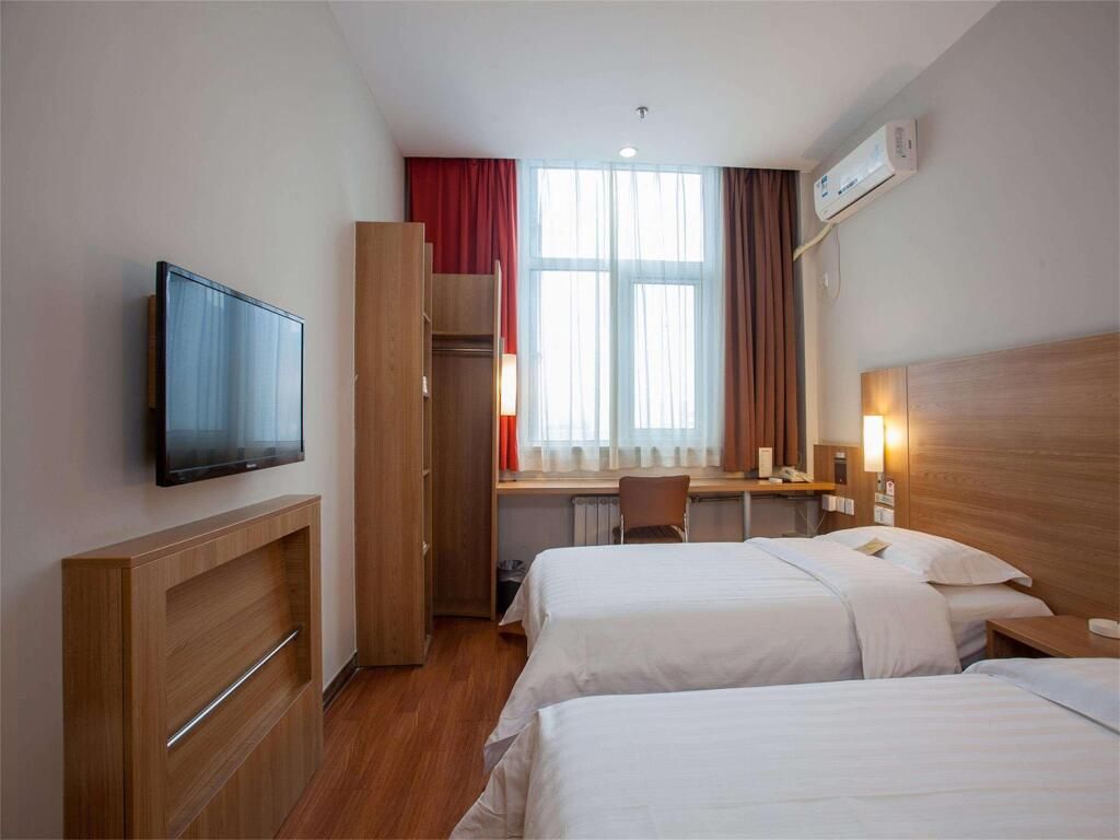 Ibis Qingdao Chengyang