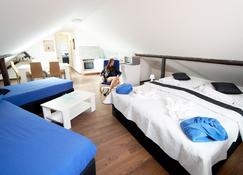 Bluestars Family - Carlsbad - Bedroom