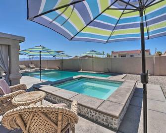 Central Lake Havasu City House Grill and EV Charger - Lake Havasu City - Zwembad