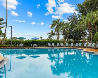 كلوب ويندام سايبريس بالمز - كيسيمي - حوض السباحة