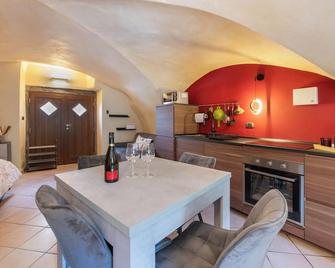 Le Volte - Lago D'Iseo - Pisogne - Dining room