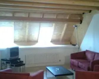 Casa de los Beneficiados - Roncesvalles - Living room