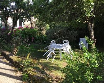 houses / villas - 3 rooms - 4 persons - Groix - Patio
