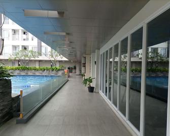 Cozy Studio At Taman Melati Sinduadi Apartment - Yogyakarta - Pool