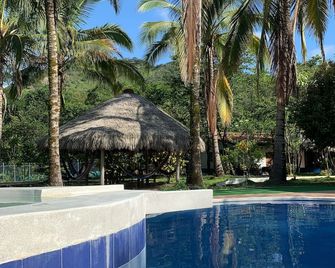 Casa de campo La MariaCa - Rest House - Utica - Piscina