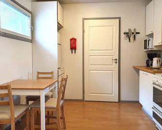 Modern guesthouse with sauna - Pälkäne - Comedor