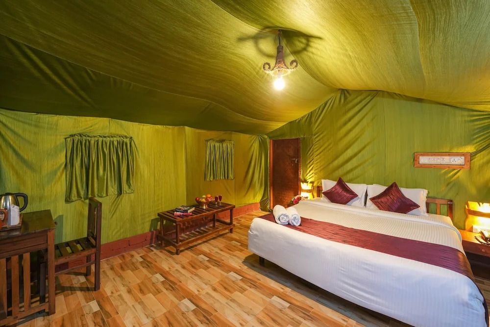 Nature Zone Jungle Resort - מונאר - חדר שינה