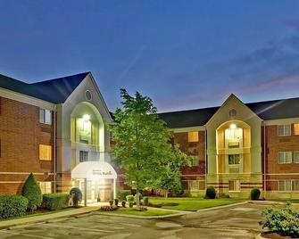 Two Relaxing Suites with Full Kitchens l Close to Nashville Zoo & Nature Trail - Brentwood (Tennessee) - Gebouw