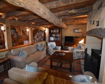 La Grange de Poncet - Saint-Pompont - Living room