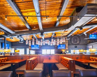 Quality Inn - Rouyn-Noranda - Bar