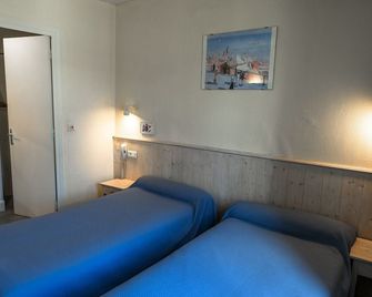 Hôtel Le Français - La Flotte - Schlafzimmer