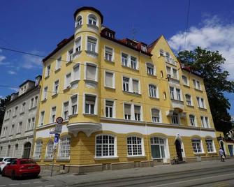 Homely Stay Studio 3 - München - Byggnad