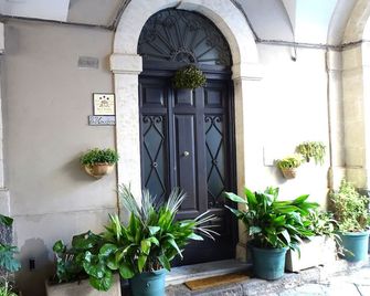 Crociferi B&B - Catania - Outdoor view