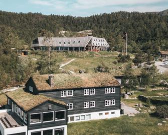 Preikestolen Hotel & Basecamp - Jørpeland - Building