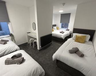 The White House New York Suites - Blackpool - Bedroom