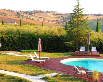 Villa Morro Suites - Morrovalle - Pool