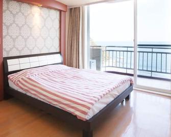 Kumgangsan Condo Sokcho - Goseong - Bedroom