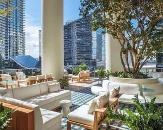 Luxury King Suite W City view at SLS Brickell - Miami