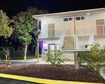 Host Inn - דייטונה ביץ' - בניין