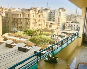 Sweet Home Downtown Cairo - Каїр - Балкон