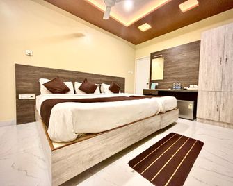 Udhayam Inn - Velankanni - Bedroom