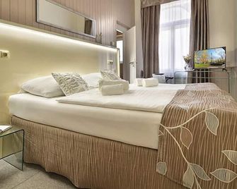 Anette Hotel - Praga - Habitación