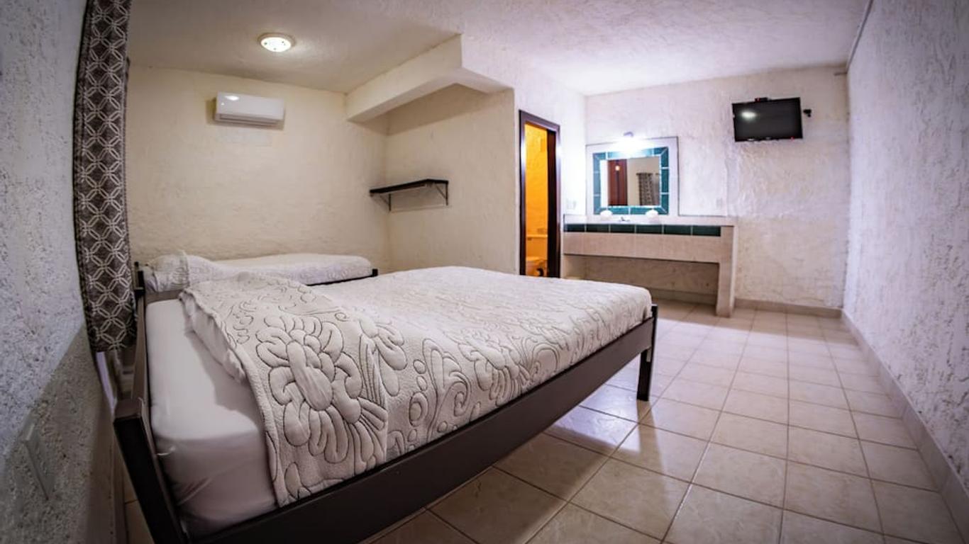 Las Palmas Hotel