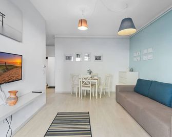 Blue Apartment 1 - Braşov - Living room