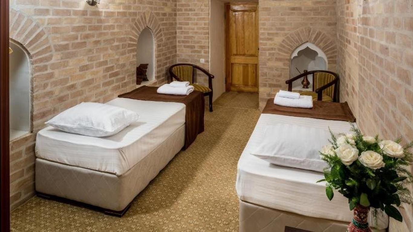 Orient Star Khiva Hotel- Madrasah Muhammad Aminkhan 1855