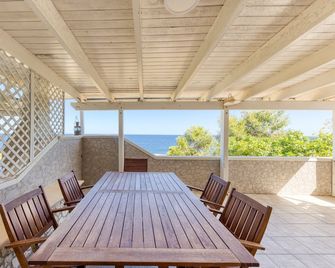U bissu - Marittima - Balkon