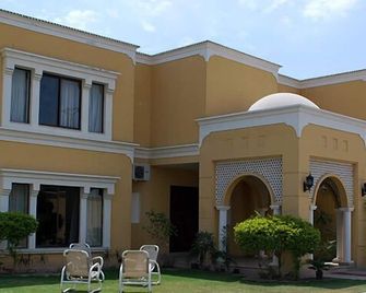 Hotel One Bahawalpur - Bahāwalpur - Edificio
