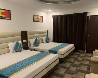 Hotel Maha Luxmi Palace - Katra - Habitación
