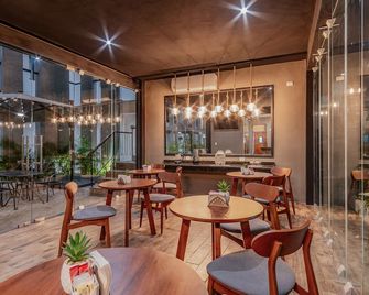 Youssef Exceptionnel Merida - Mérida - Restaurante