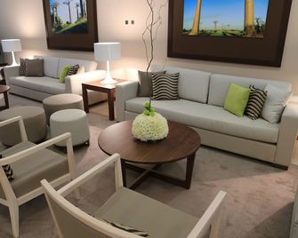 فلاي هوتل - لواندا - غرفة معيشة