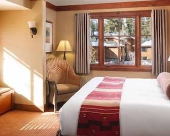 Hyatt High Sierra Lodge - Full Resort Access - Incline Village - Bedroom