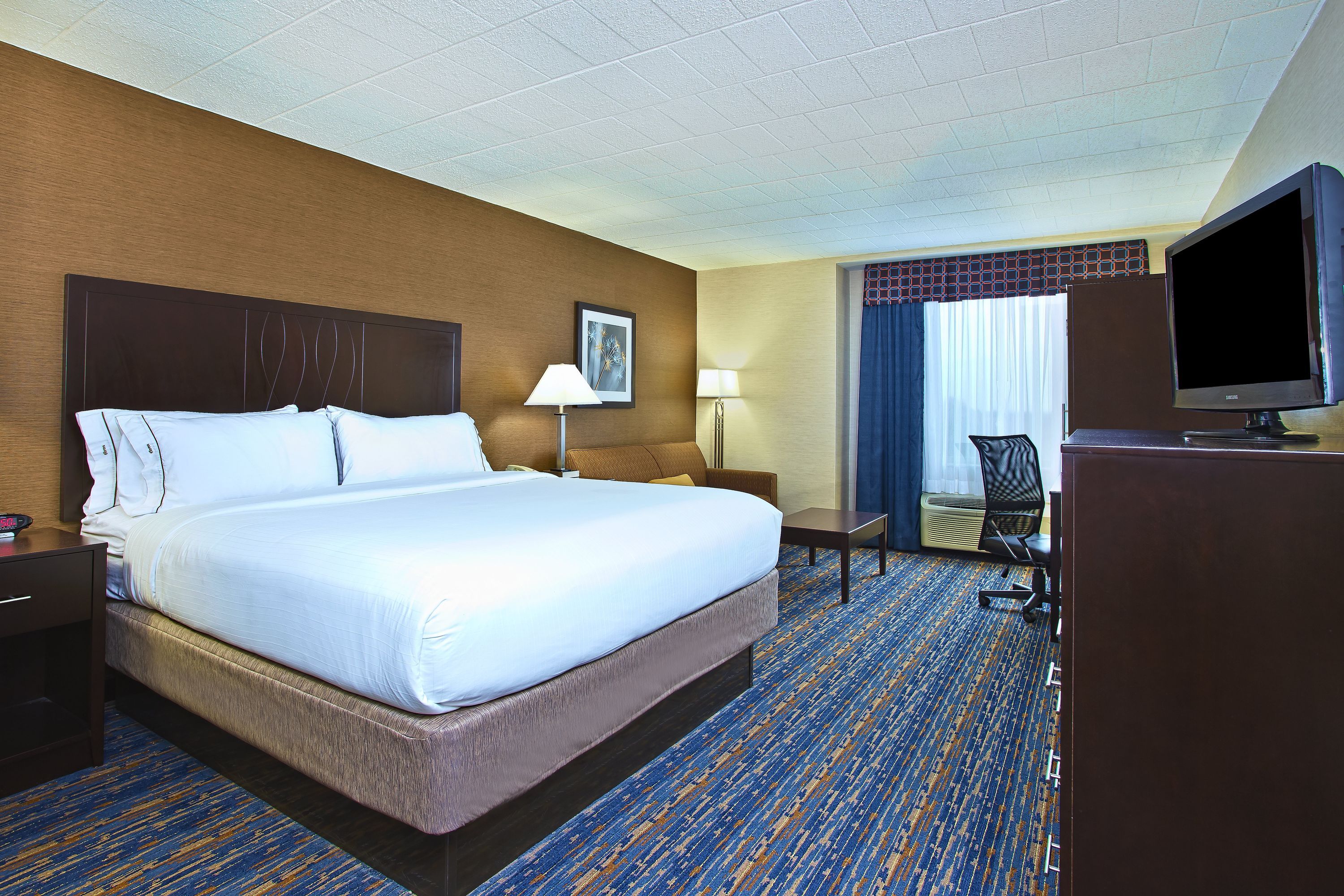 Holiday Inn Express & Suites Pittsburgh West Mifflin By IHG
