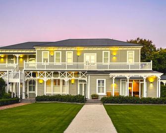 The Marlborough - Blenheim - Edificio