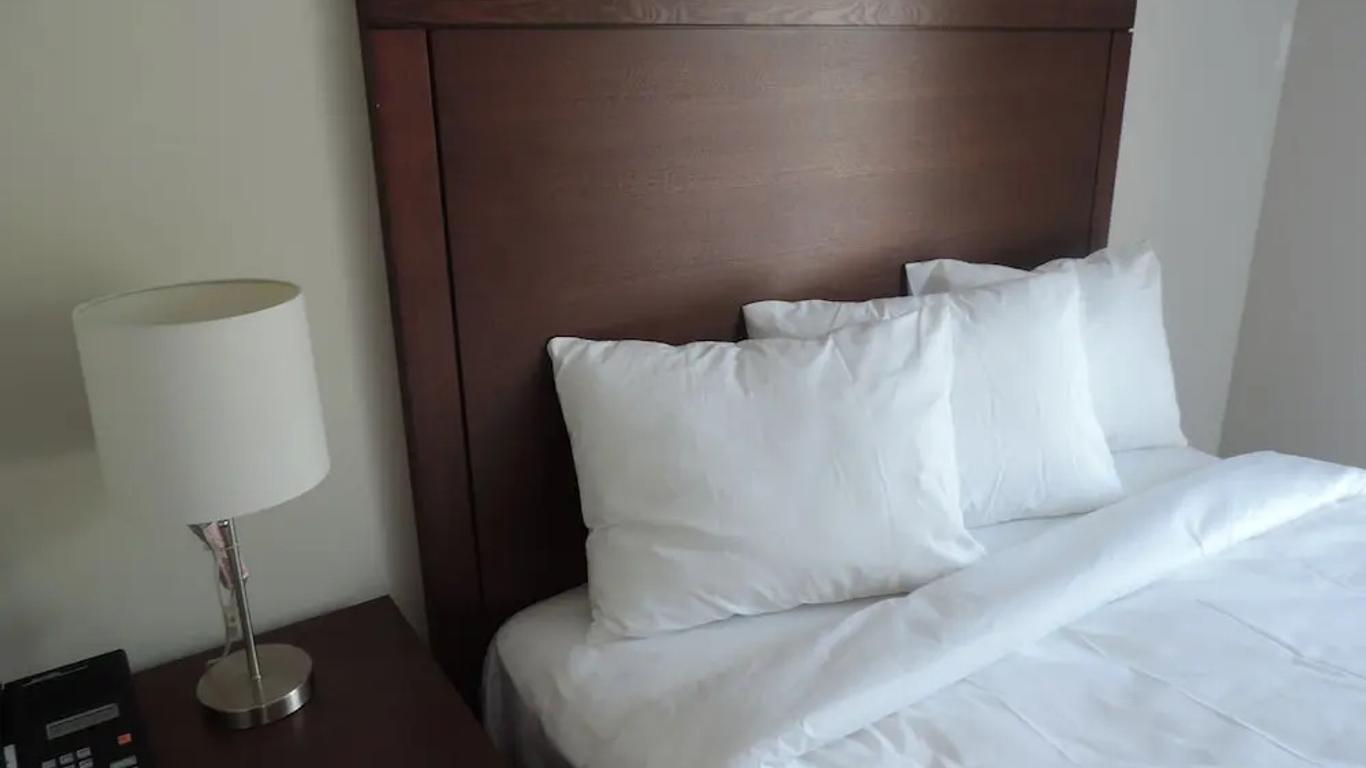 Wasaga Riverdocks Hotel Suites
