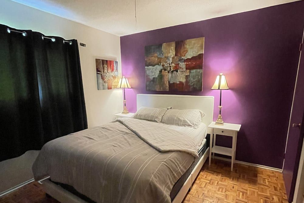 Cozy shared stay on the corner of Houde Drive. - Winnipeg - Bedroom