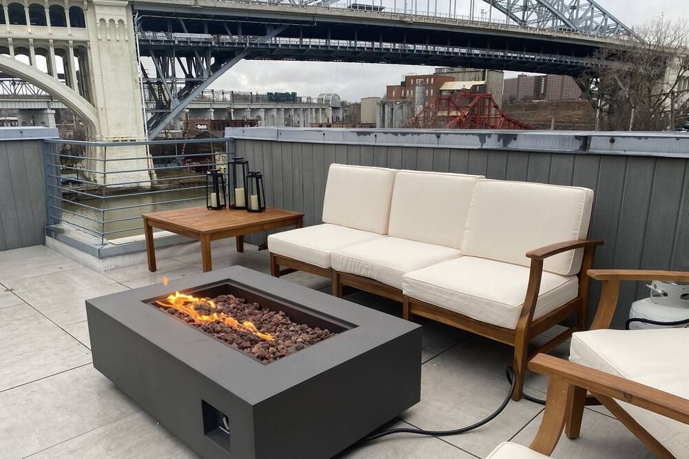 Modern retreat in the heart of Cleveland - كليفيلاند (أوهايو) - شرفة